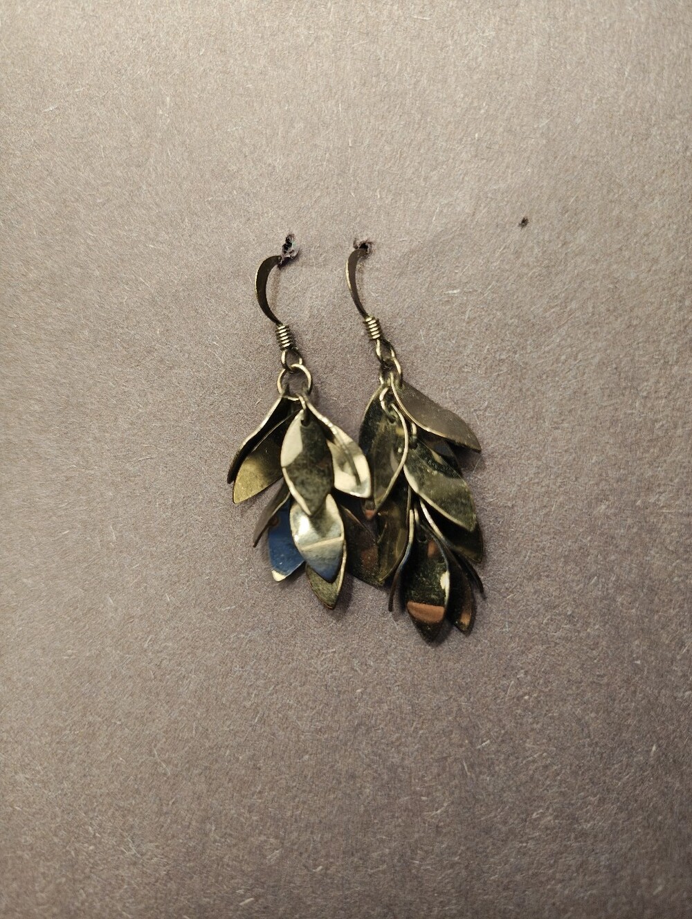 Gunmetal Layered Leaf Dangle Earrings - Picture 3 of 3